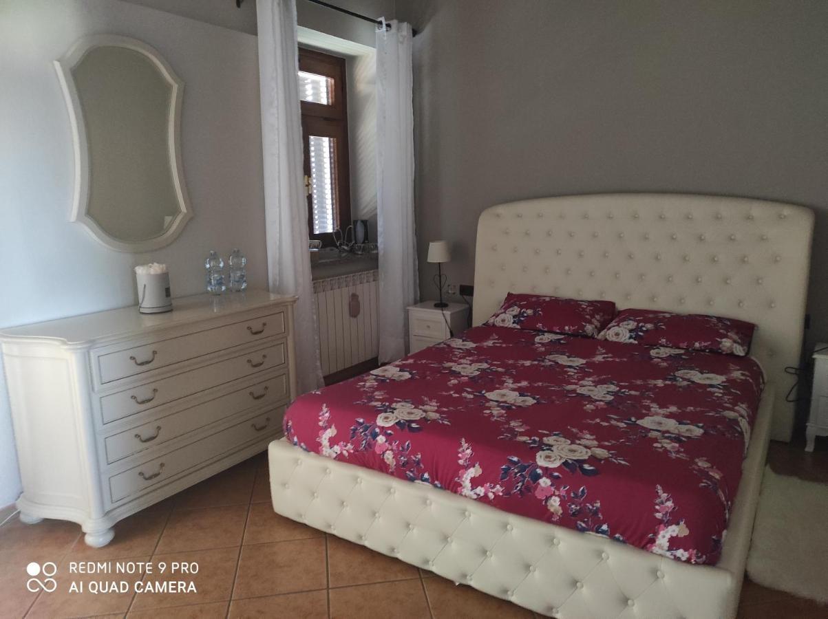 Maison Diletta Castelletto sopra Ticino Eksteriør bilde